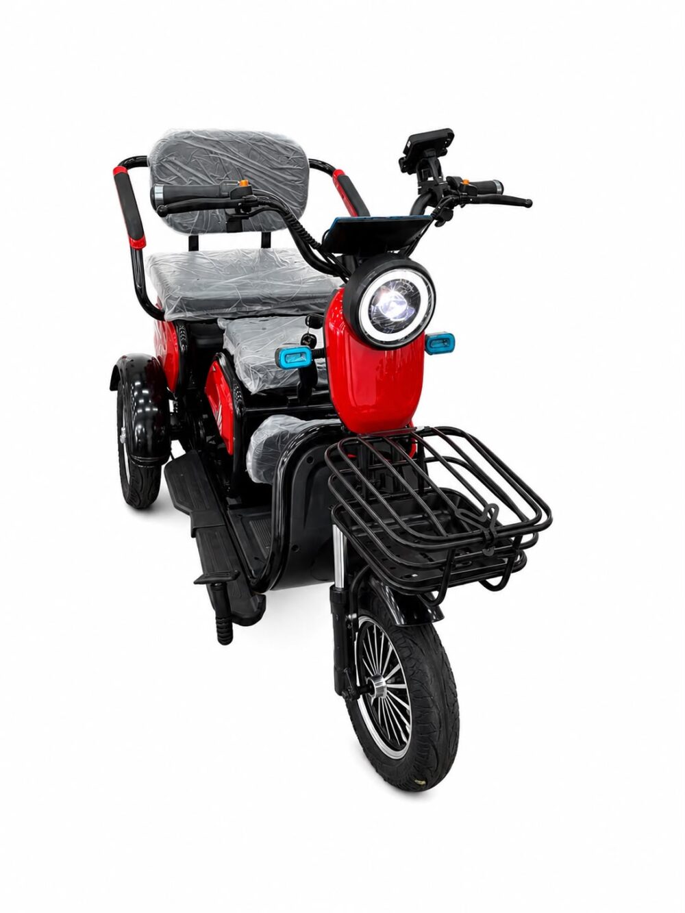 Three wheel electric scooter for 3 passengers