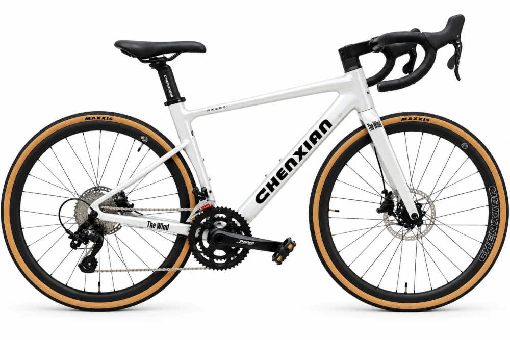 CHENXIAN RT600 700C road bike in white with Shimano 18-speed gearing