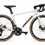 CHENXIAN RT600 700C road bike in white with Shimano 18-speed gearing